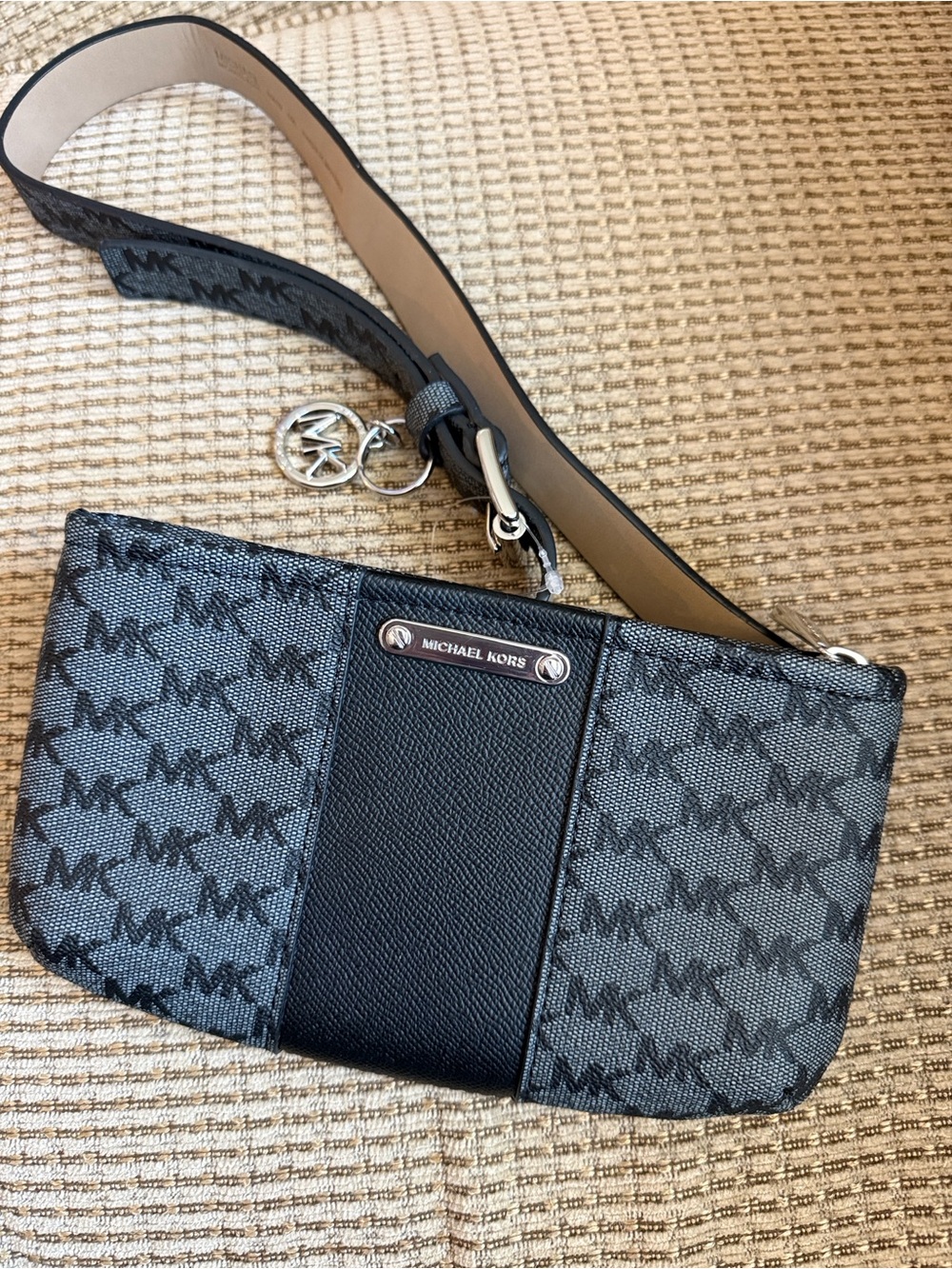 Michael Kors Logo Belt Bag L/XL
